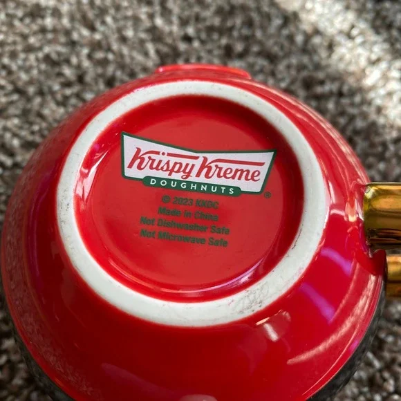 Krispy Kreme Santa Mug With Lid Gold Handle Christmas Holiday Festive Drinkware - Picture 4 of 6